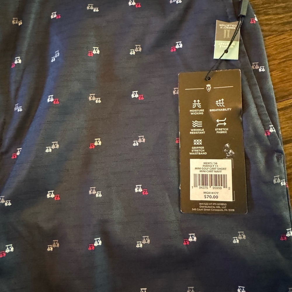 Walter Hagen navy golf shorts - Picture 2 of 2